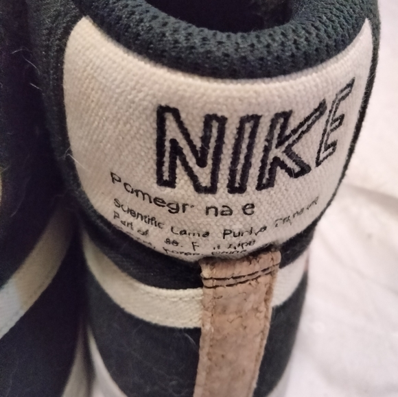 Nike Blazer Mid 77 Mens Size 9 Pomegranate Black Solar Flare Shoes Sneakers - Picture 9 of 12